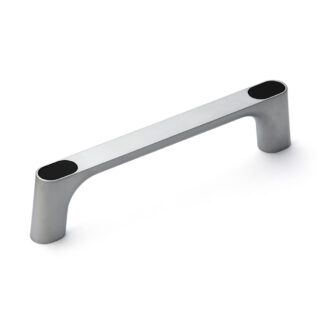 Poignée en alliage de zinc solide (ZDC) de haute qualité chromée, satiné mat avec capuchons noirs, 175 mm (6,9 ») KMH-150-BL. Poignée de machine KMH-150-BL pour armoire industrielle, usine de production, construction mécanique, par Sugatsune / LAMP® 